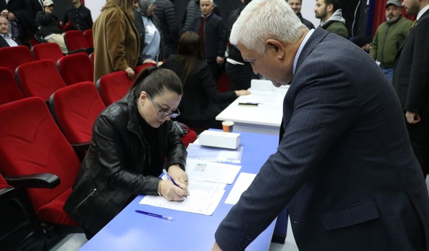 AK Parti Yalova İl Teşkilatı yerel seçimler için temayül yoklaması yaptı