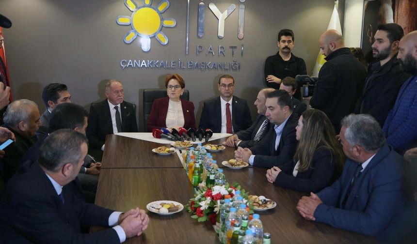 İYİ Parti Genel Başkanı Akşener, Çanakkale'de partisinin il başkanlığını ziyaretinde konuştu: